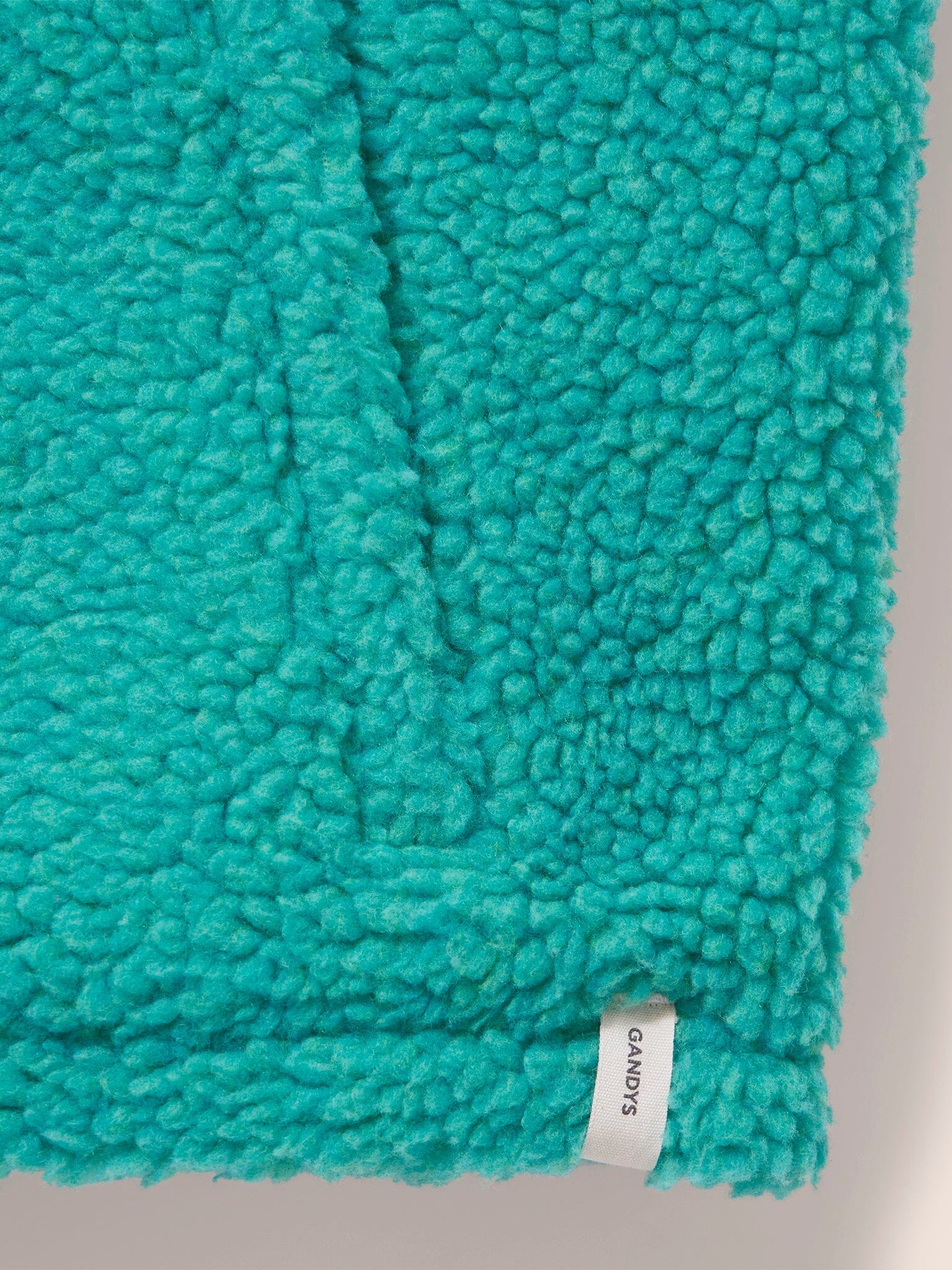 Harlem Recycled Fleece Gilet in Teal - Image 7
