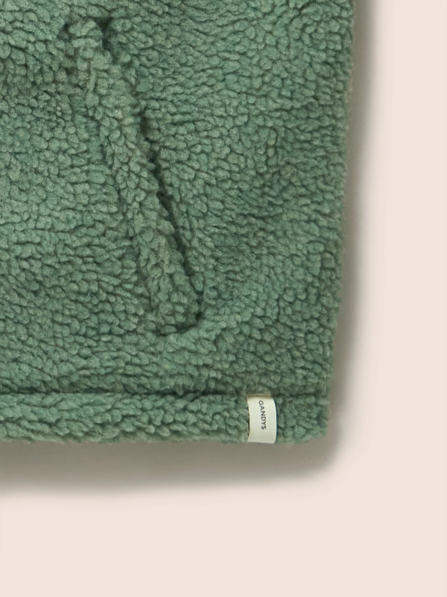 Harlem Recycled Fleece Gilet in Hedge Green - Image 8