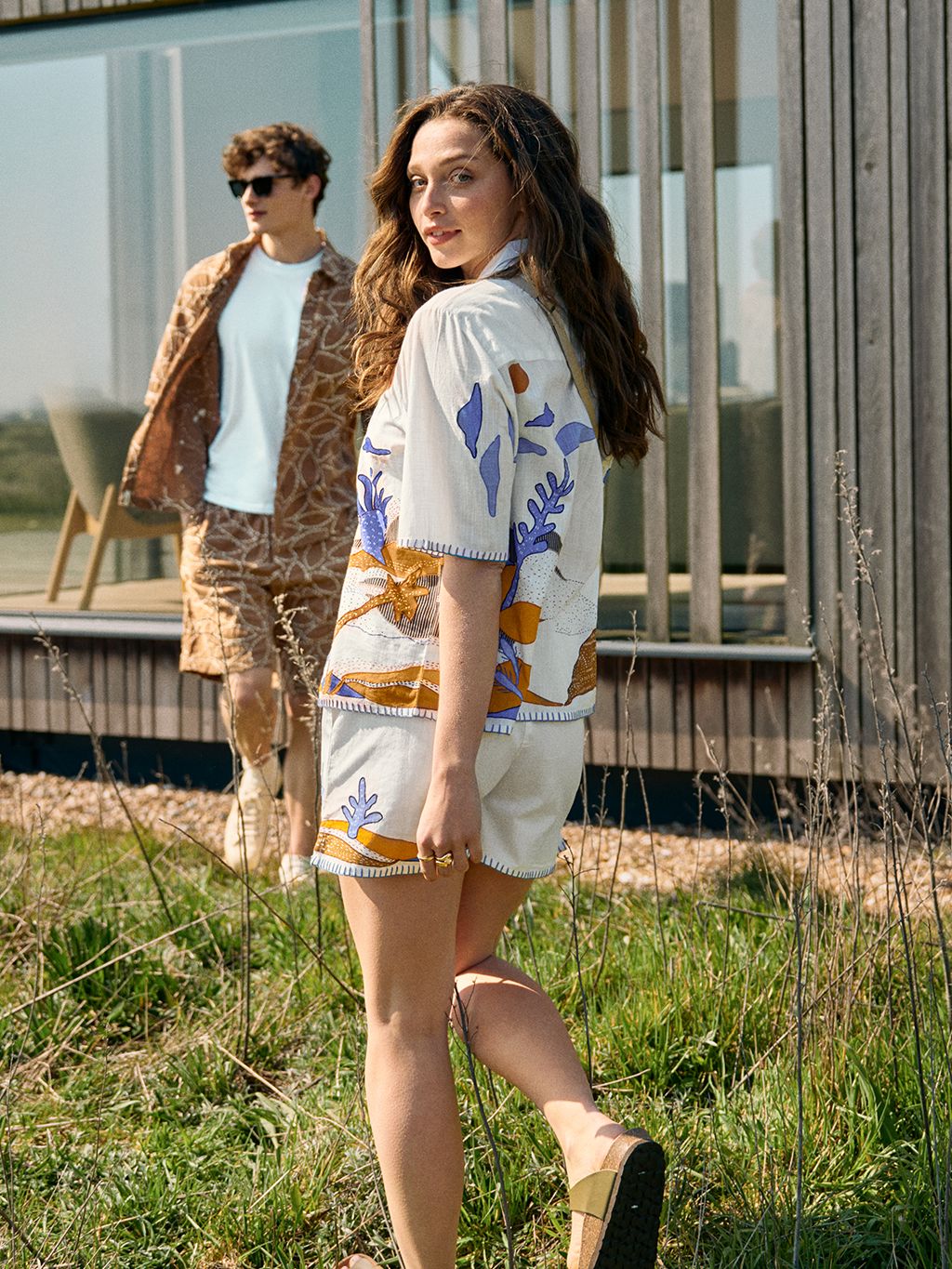 White Benoa Applique Shirt - Image 3